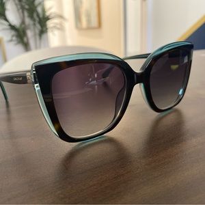 Perfect condition never worn beyond being tried on